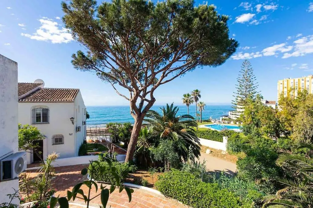 Dona Lola Seafront Duplex Apartment Sitio de Calahonda 0*,