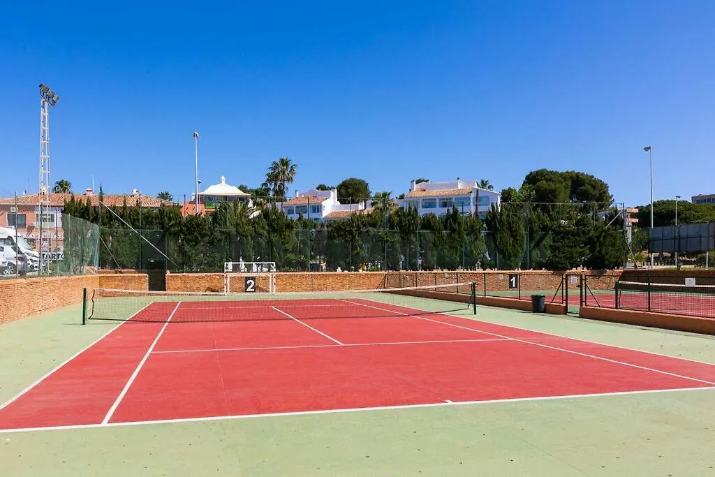 Dona Lola Seafront Duplex Apartment Sitio de Calahonda